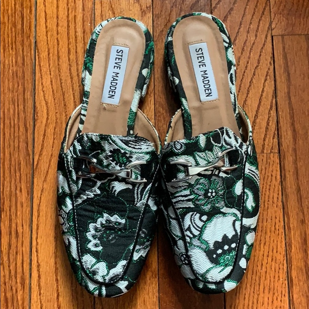 Steve Madden Loafer Slip-ons